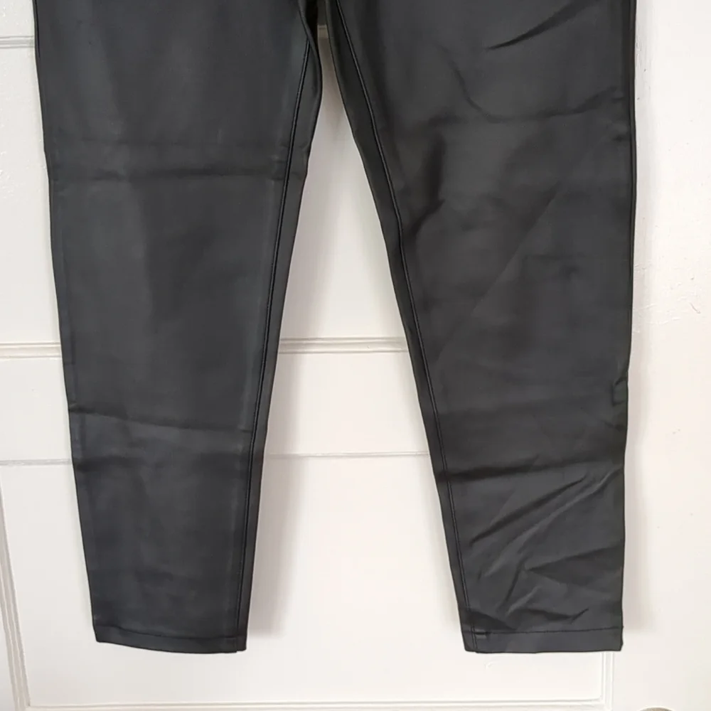 Betabrand Faux Leather Pants Medium Black 31X25 - Picture 2 of 14